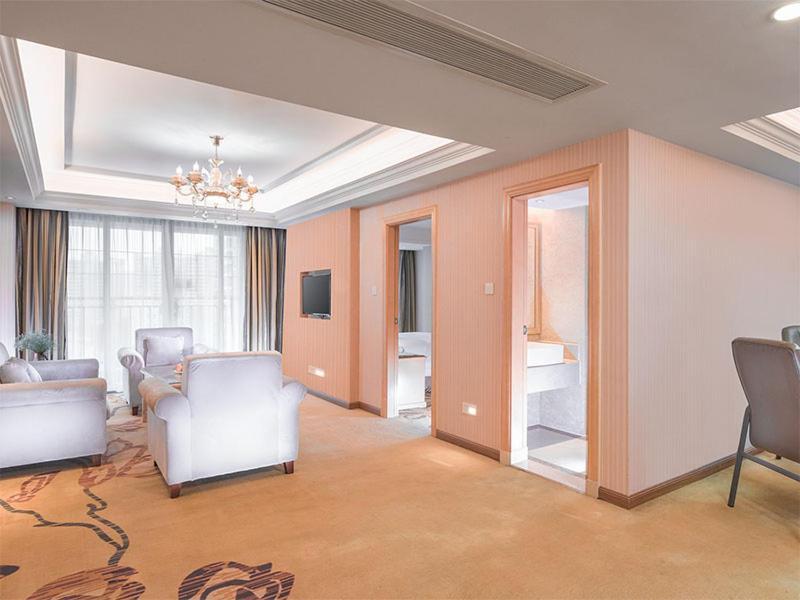 Vienna Classic Hotel Qingyuan Taihe Ancient Cave Scenic Area Exterior foto