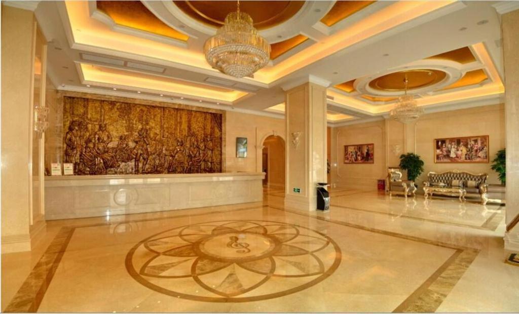 Vienna Classic Hotel Qingyuan Taihe Ancient Cave Scenic Area Exterior foto